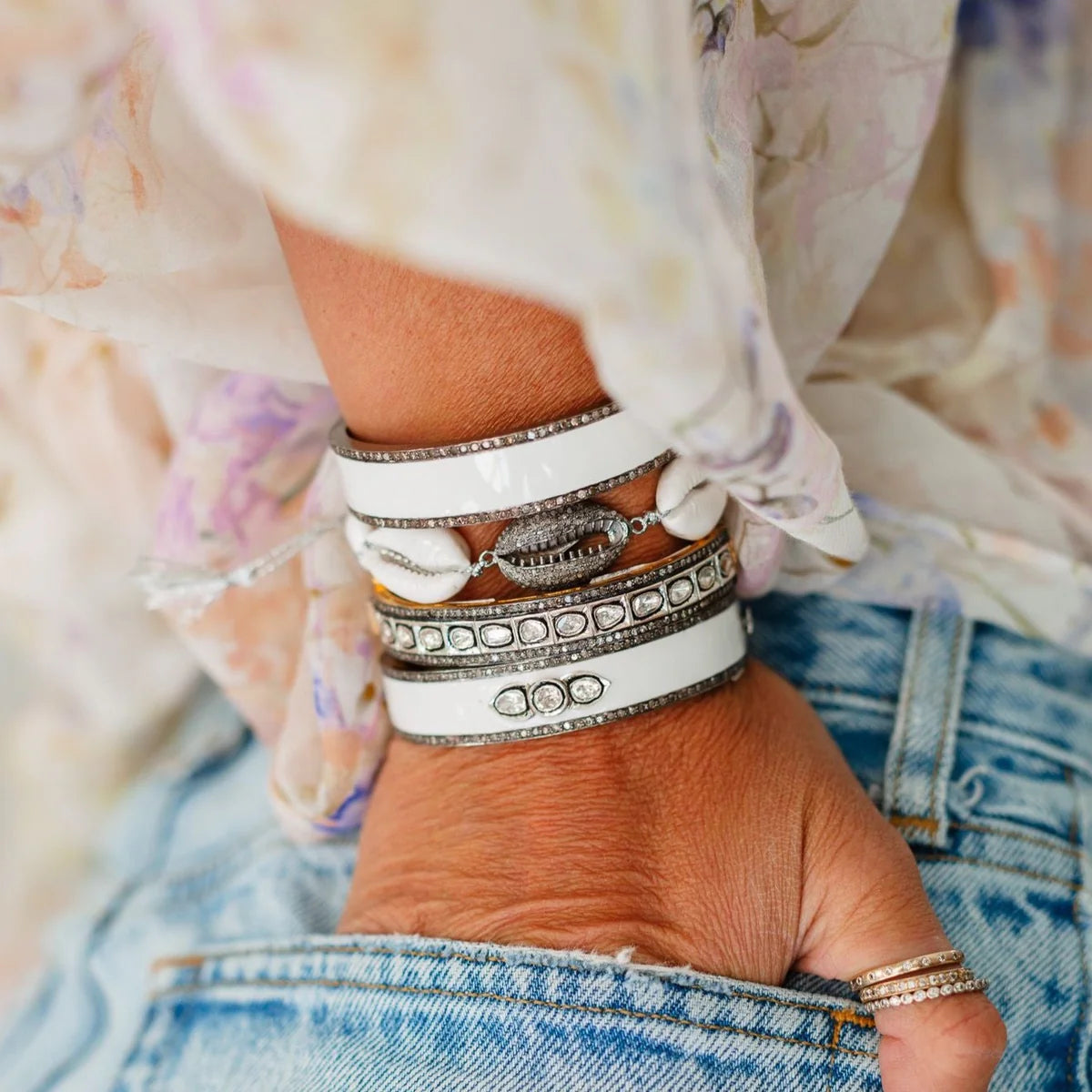 Plain White Enamel Bracelet 6 Sliced Diamonds