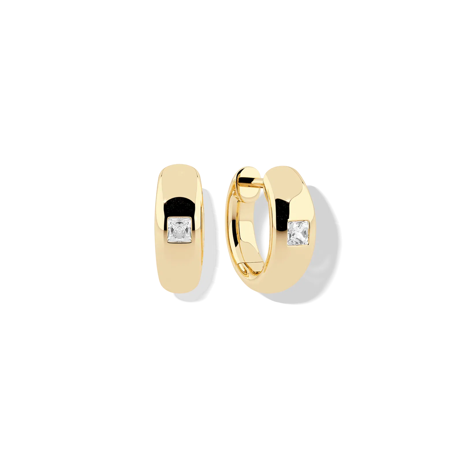 Uno Huggies with Princess Cut Diamond