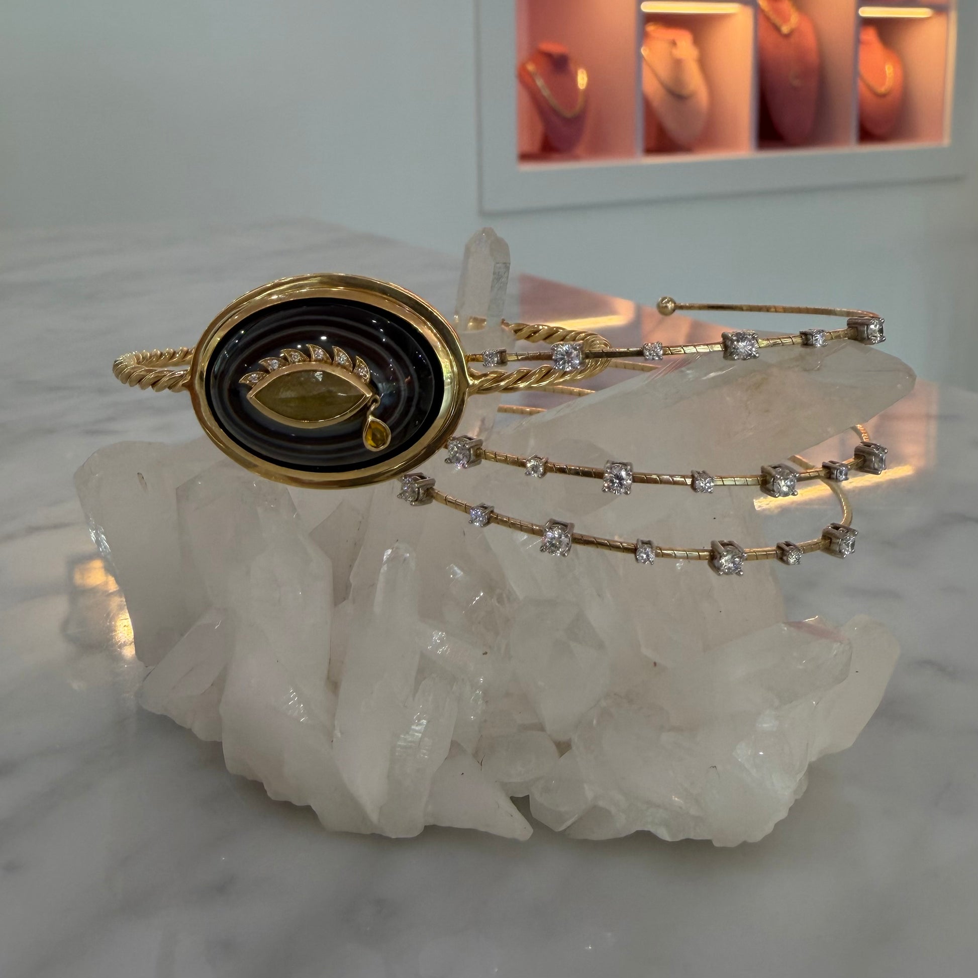 Suleiman Agate Eye Bracelet