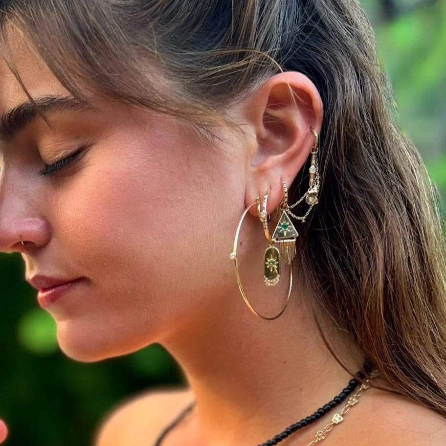 Dame Diamond Hoops in Gold