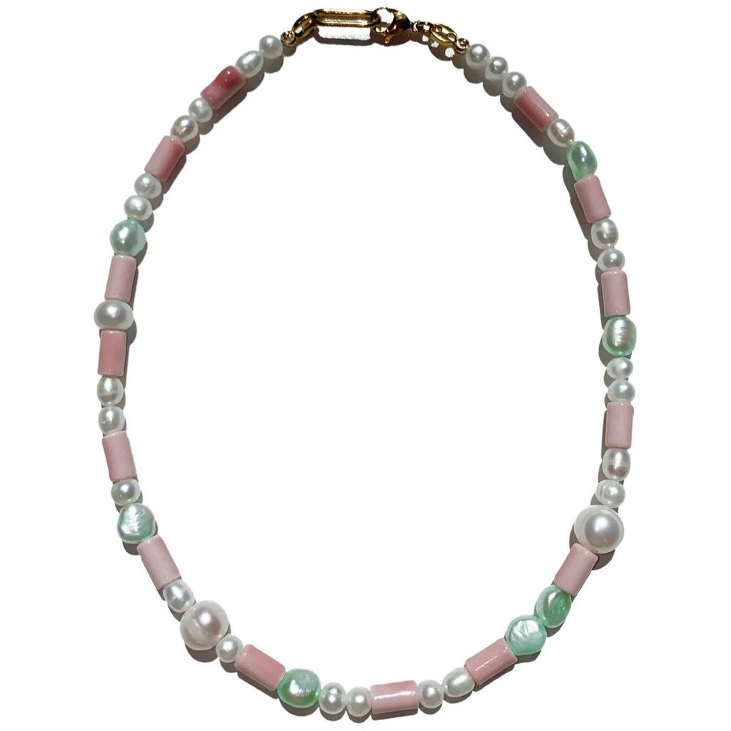 Pearly Poolside Necklace