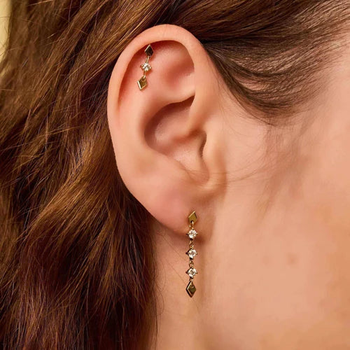 1 Diamond Shine Stud Earrings